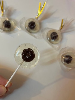 آبنبات چوبی طرح دار