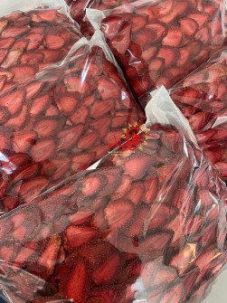 توت‌فرنگی درجه یک خوش عطرو طعم تولید روز