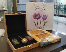 پک کادویی زعفران