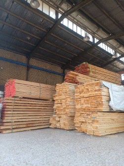 چوب روس و راش در گرید و سایزهای مختلف