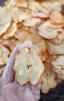 گلابی خشک دور طلایی لوکس  خشک